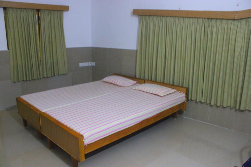 Vinodhara Guest House Mahabalipuram Habitación foto